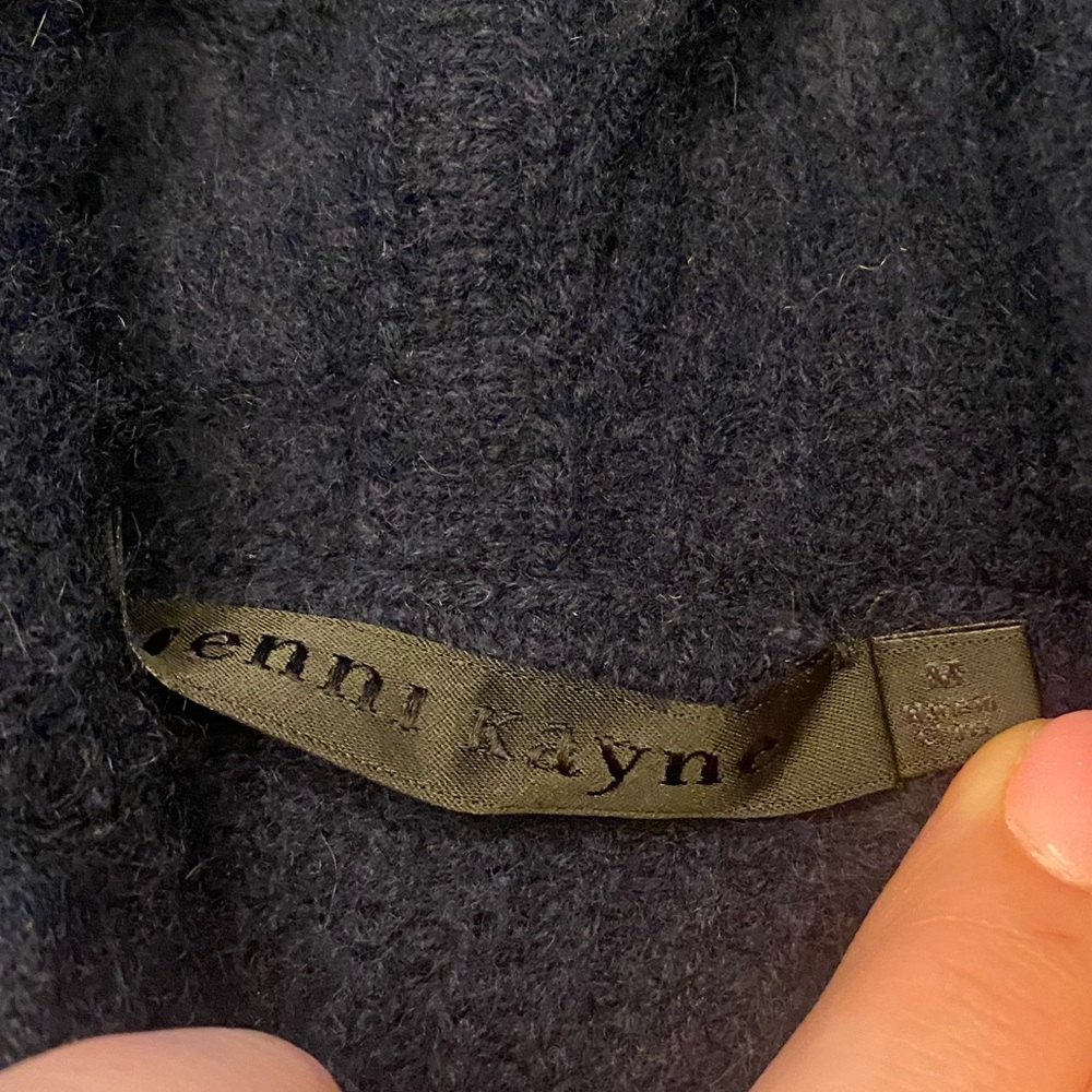 JENNI JAYNE NAVY sweater. Definitely worn in as you can see in pictures.